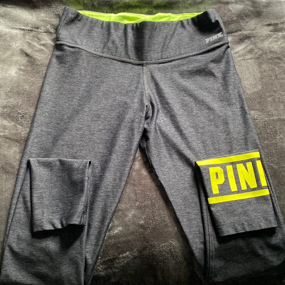 PINK Reversible Leggings
